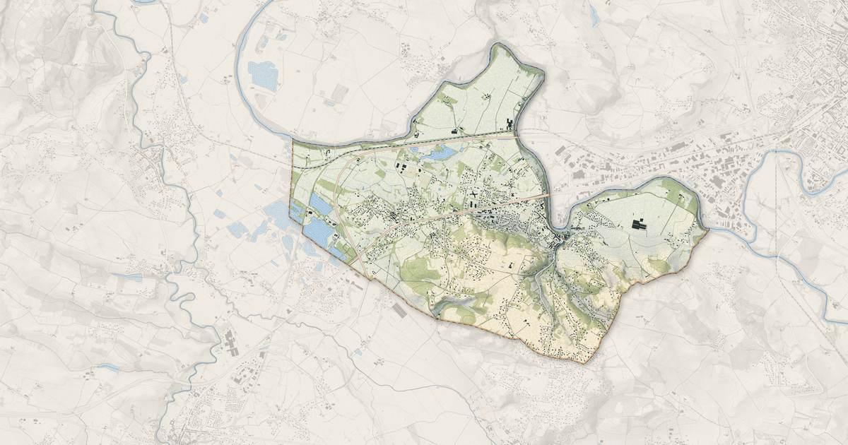 Portrait cartographique de Saïx : relief, eau, forêts, bâti et voies, calculés à partir des données de l'IGN