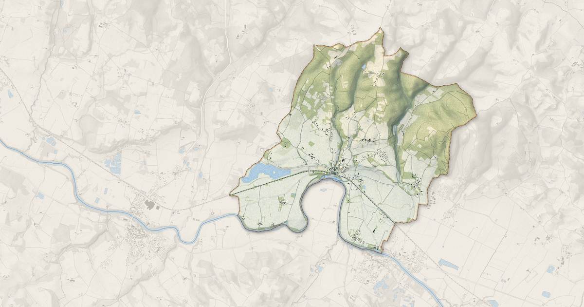 Portrait cartographique de Serviès : relief, eau, forêts, bâti et voies, calculés à partir des données de l'IGN