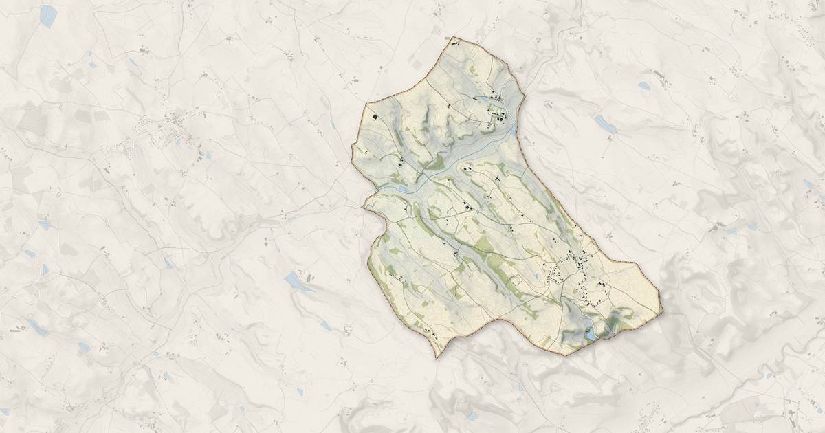 Portrait cartographique de Sieurac : relief, eau, forêts, bâti et voies, calculés à partir des données de l'IGN