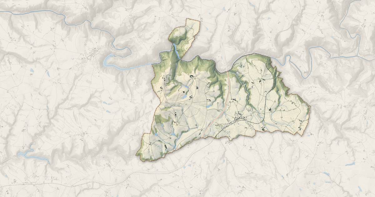 Portrait cartographique de Tanus : relief, eau, forêts, bâti et voies, calculés à partir des données de l'IGN