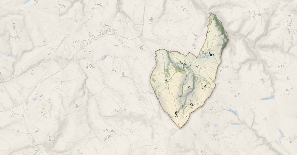 Portrait cartographique de Tréban : relief, eau, forêts, bâti et voies, calculés à partir des données de l'IGN