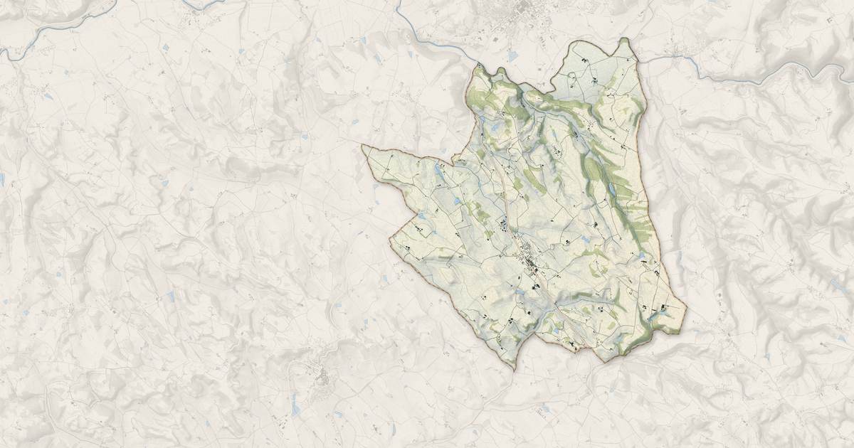 Portrait cartographique de Vénès : relief, eau, forêts, bâti et voies, calculés à partir des données de l'IGN