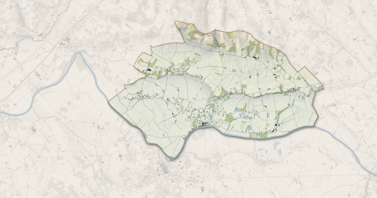 Portrait cartographique de Bioule : relief, eau, forêts, bâti et voies, calculés à partir des données de l'IGN