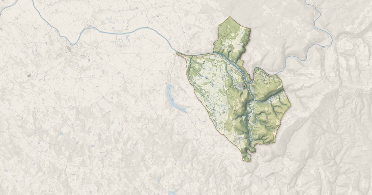 Portrait cartographique de Bruniquel : relief, eau, forêts, bâti et voies, calculés à partir des données de l'IGN