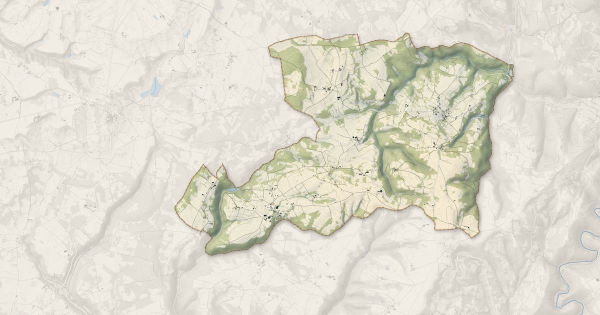 Portrait cartographique de Castanet : relief, eau, forêts, bâti et voies, calculés à partir des données de l'IGN