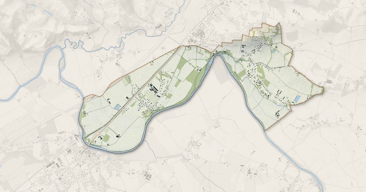 Portrait cartographique de Cayrac : relief, eau, forêts, bâti et voies, calculés à partir des données de l'IGN