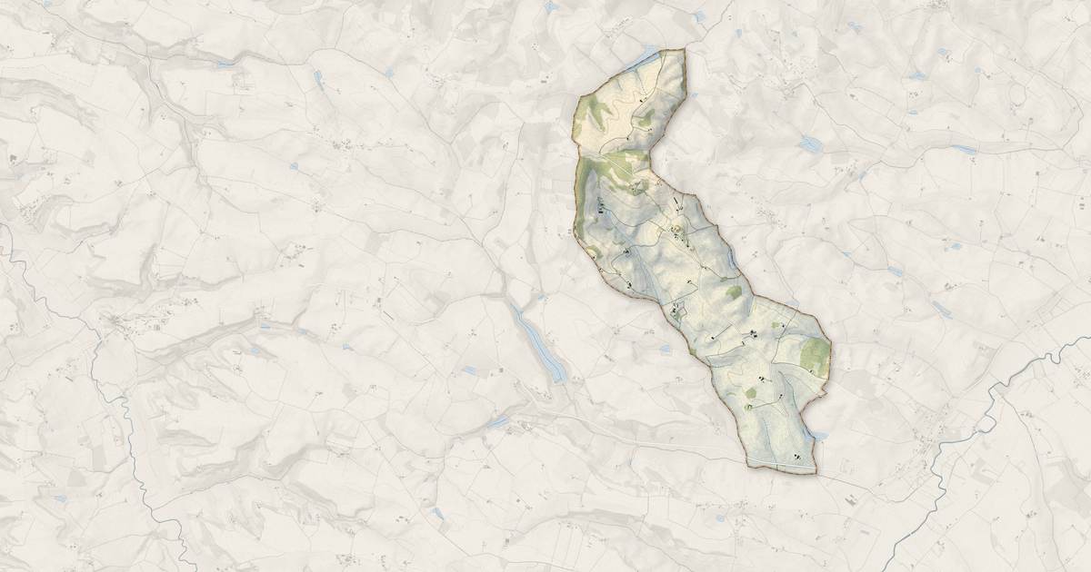 Portrait cartographique de Cumont : relief, eau, forêts, bâti et voies, calculés à partir des données de l'IGN