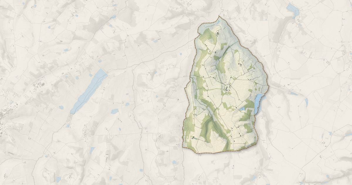 Portrait cartographique de Fajolles : relief, eau, forêts, bâti et voies, calculés à partir des données de l'IGN
