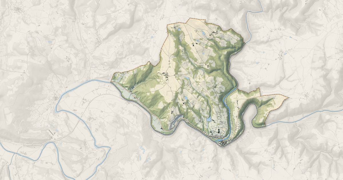 Portrait cartographique de Laguépie : relief, eau, forêts, bâti et voies, calculés à partir des données de l'IGN