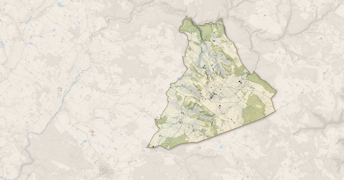 Portrait cartographique de Lavaurette : relief, eau, forêts, bâti et voies, calculés à partir des données de l'IGN