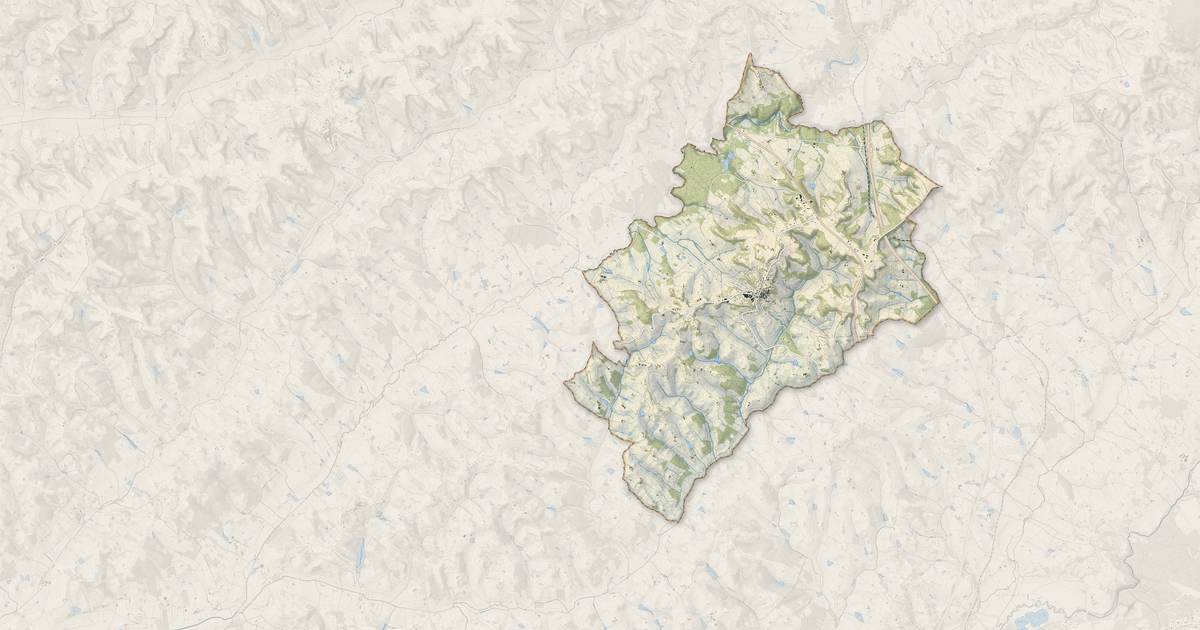 Portrait cartographique de Montpezat-de-Quercy : relief, eau, forêts, bâti et voies, calculés à partir des données de l'IGN