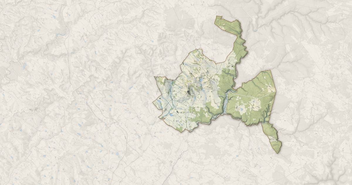 Portrait cartographique de Puylaroque : relief, eau, forêts, bâti et voies, calculés à partir des données de l'IGN