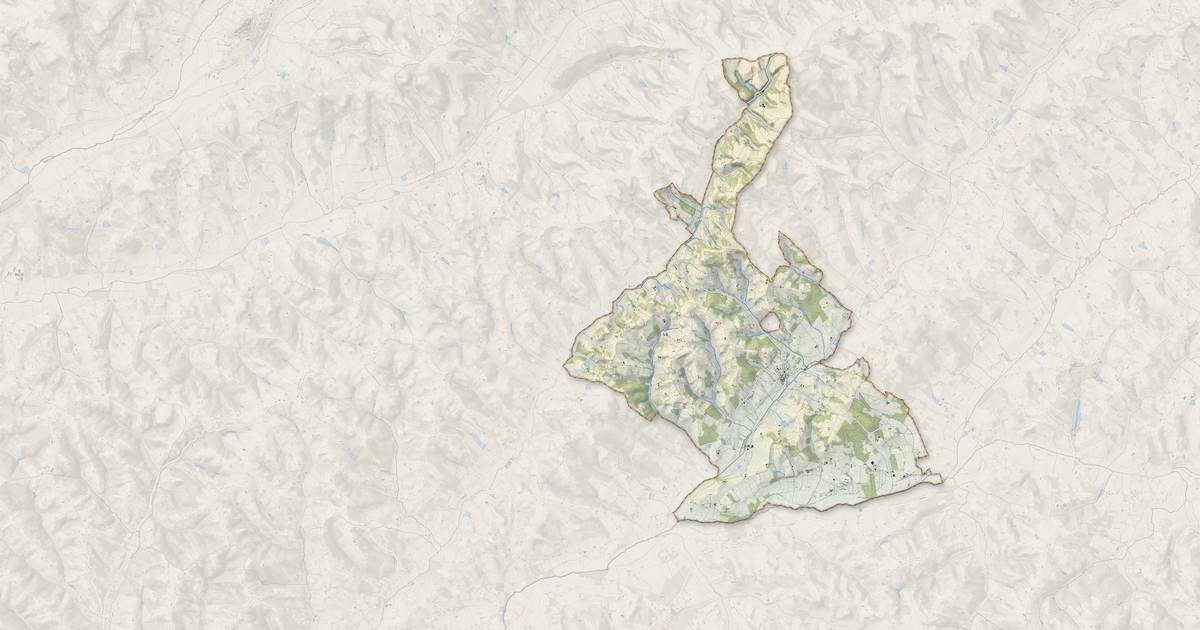 Portrait cartographique de Vazerac : relief, eau, forêts, bâti et voies, calculés à partir des données de l'IGN