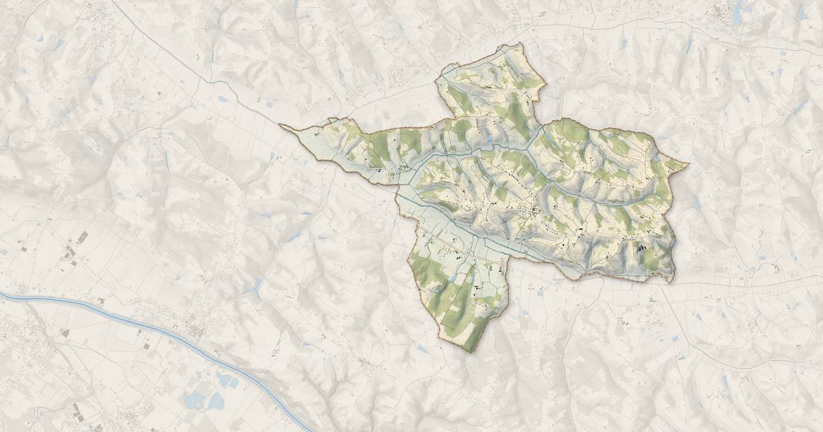 Portrait cartographique de Verlhac-Tescou : relief, eau, forêts, bâti et voies, calculés à partir des données de l'IGN