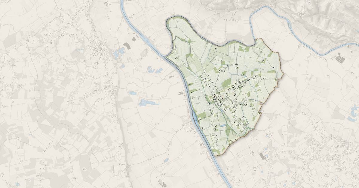 Portrait cartographique de Villemade : relief, eau, forêts, bâti et voies, calculés à partir des données de l'IGN