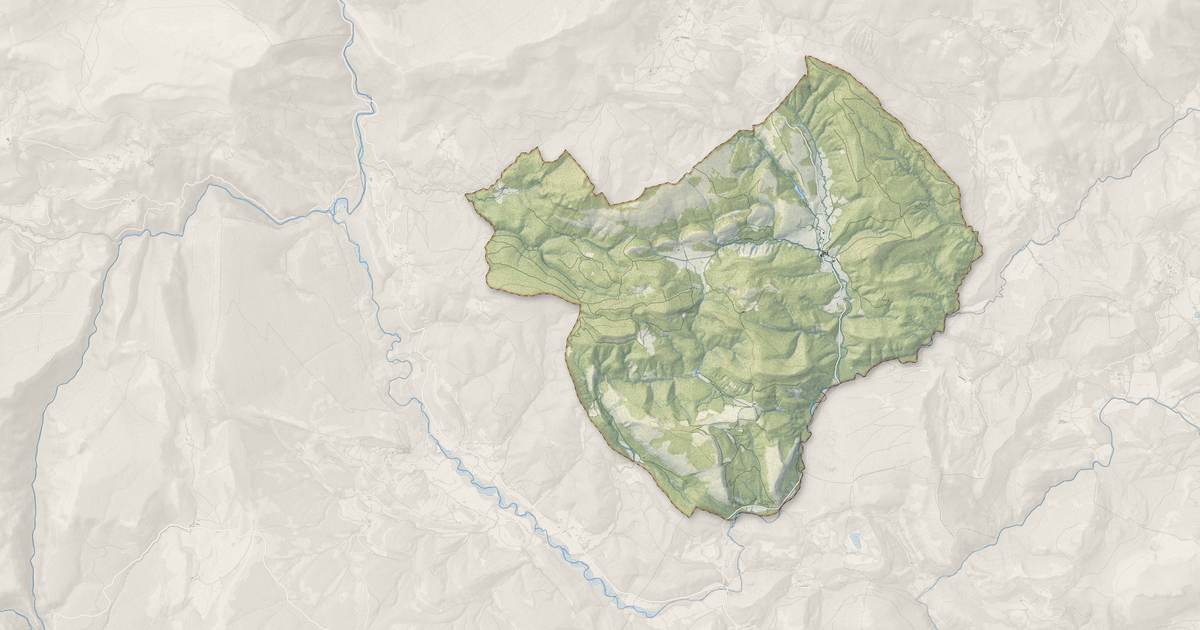 Portrait cartographique de Le Bourguet : relief, eau, forêts, bâti et voies, calculés à partir des données de l'IGN