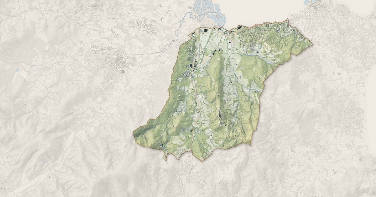 Portrait cartographique de Gassin : relief, eau, forêts, bâti et voies, calculés à partir des données de l'IGN