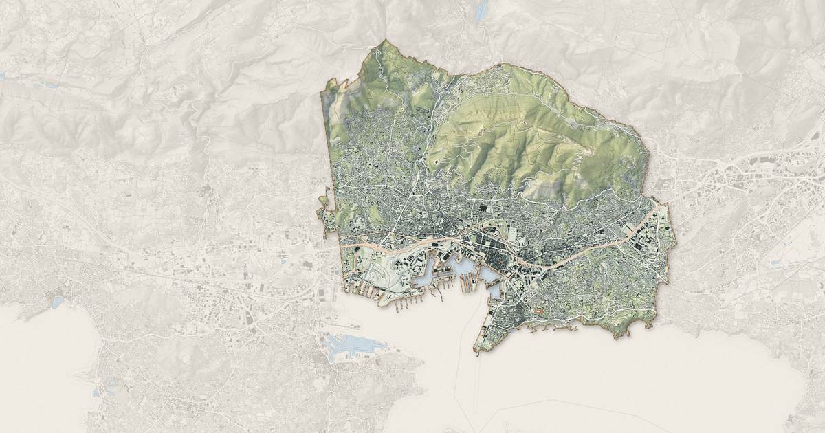 Portrait cartographique de Toulon : relief, eau, forêts, bâti et voies, calculés à partir des données de l'IGN
