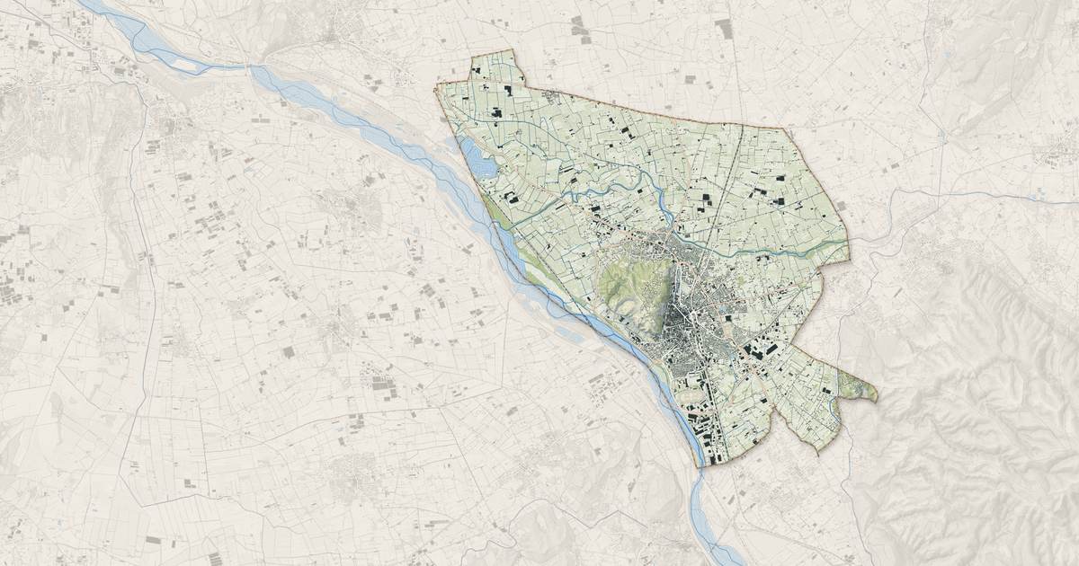 Portrait cartographique de Cavaillon : relief, eau, forêts, bâti et voies, calculés à partir des données de l'IGN
