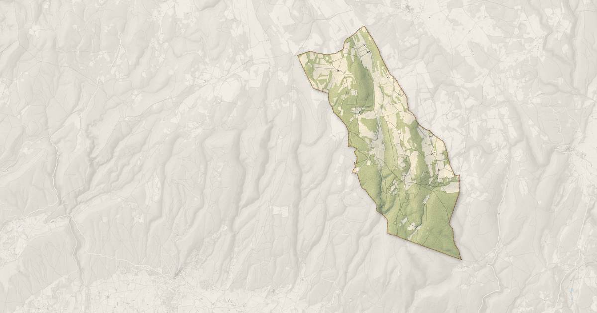 Portrait cartographique de Lagarde-d'Apt : relief, eau, forêts, bâti et voies, calculés à partir des données de l'IGN