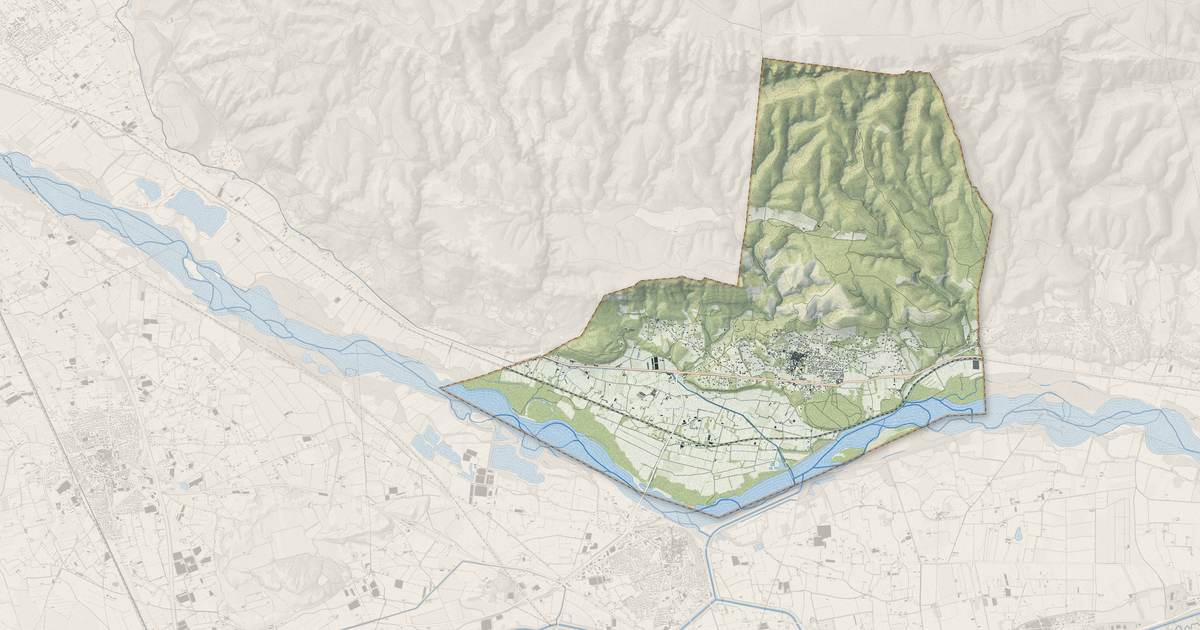 Portrait cartographique de Mérindol : relief, eau, forêts, bâti et voies, calculés à partir des données de l'IGN