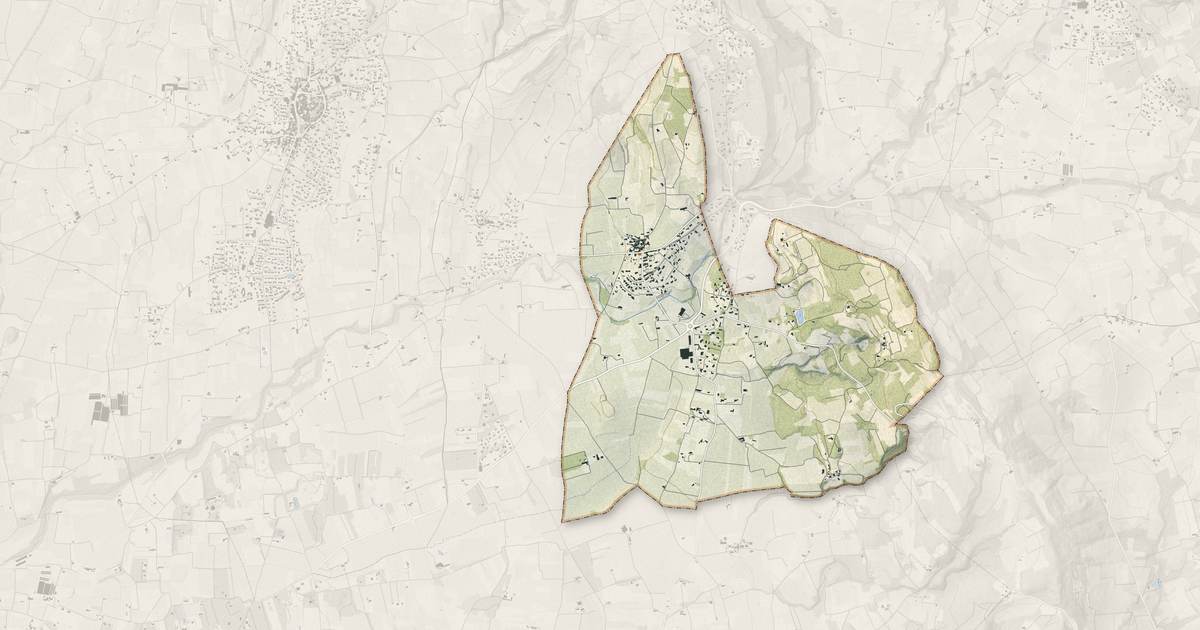 Portrait cartographique de Saint-Pierre-de-Vassols : relief, eau, forêts, bâti et voies, calculés à partir des données de l'IGN