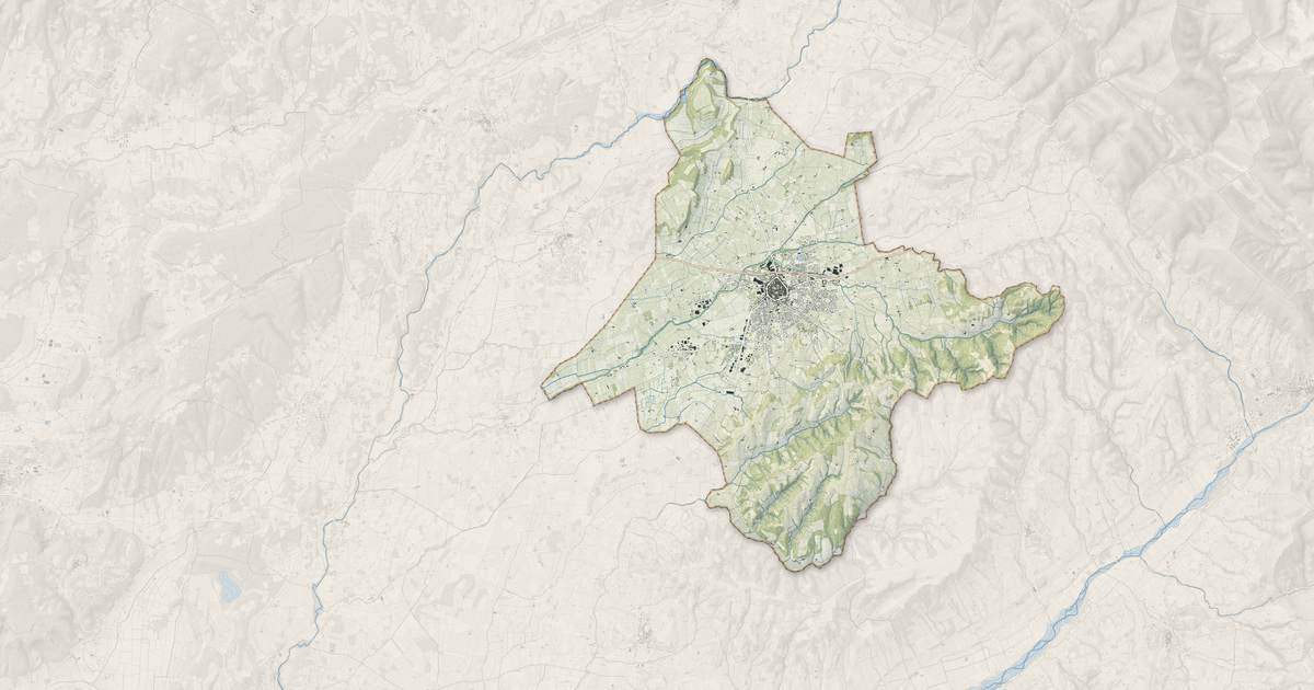 Portrait cartographique de Valréas : relief, eau, forêts, bâti et voies, calculés à partir des données de l'IGN