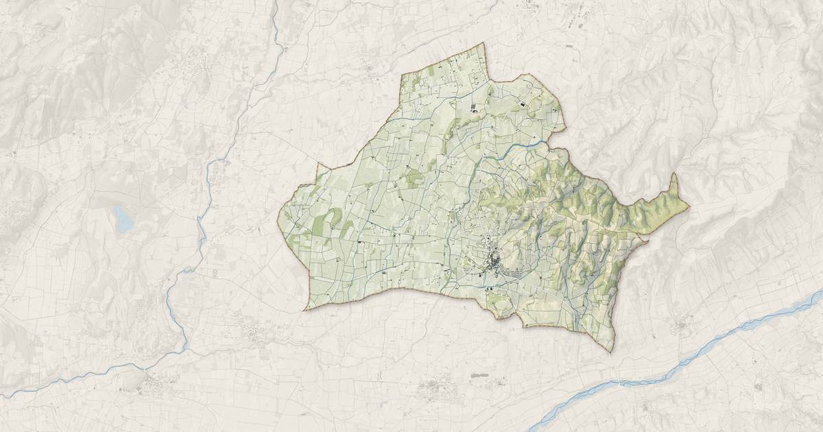 Portrait cartographique de Visan : relief, eau, forêts, bâti et voies, calculés à partir des données de l'IGN