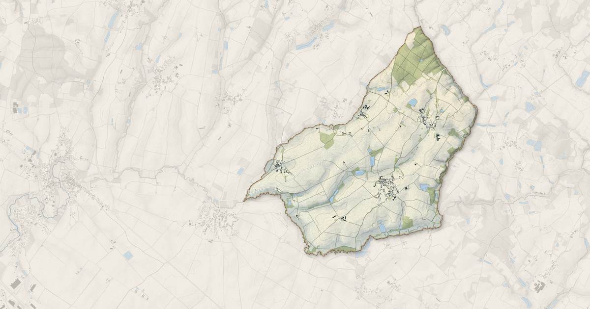 Portrait cartographique de La Chapelle-Thémer : relief, eau, forêts, bâti et voies, calculés à partir des données de l'IGN