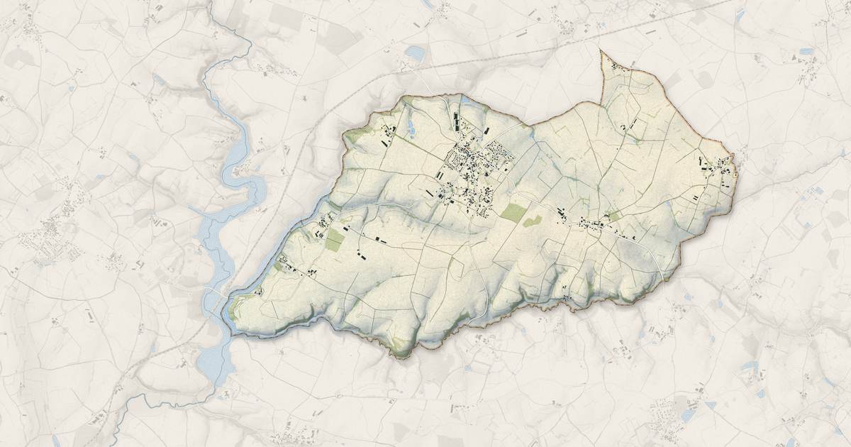 Portrait cartographique de Chavagnes-les-Redoux : relief, eau, forêts, bâti et voies, calculés à partir des données de l'IGN