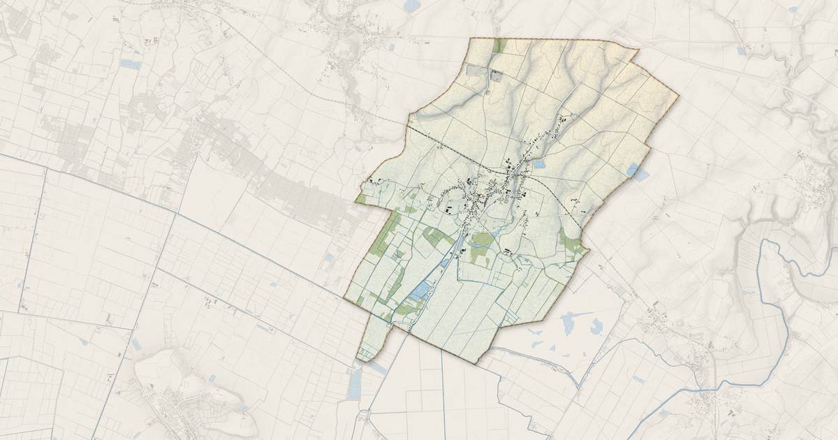 Portrait cartographique de Le Langon : relief, eau, forêts, bâti et voies, calculés à partir des données de l'IGN