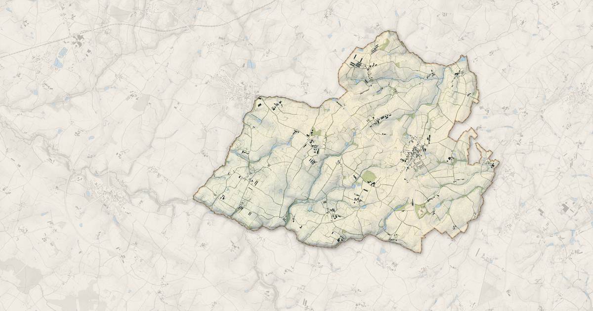 Portrait cartographique de Menomblet : relief, eau, forêts, bâti et voies, calculés à partir des données de l'IGN