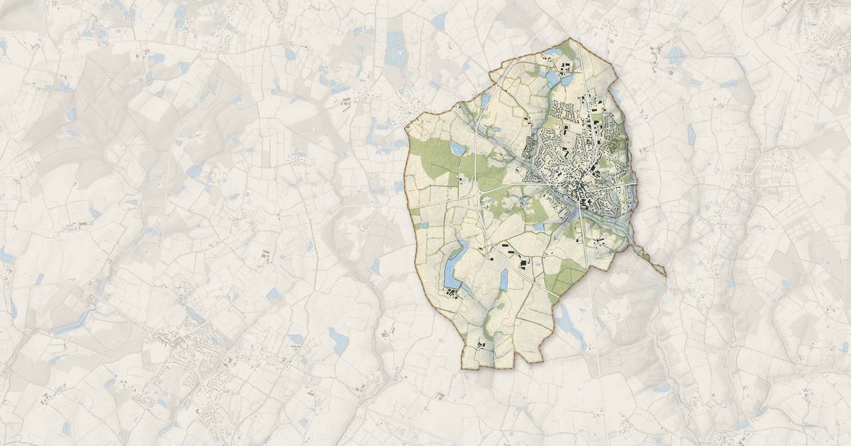 Portrait cartographique de Moutiers-les-Mauxfaits : relief, eau, forêts, bâti et voies, calculés à partir des données de l'IGN