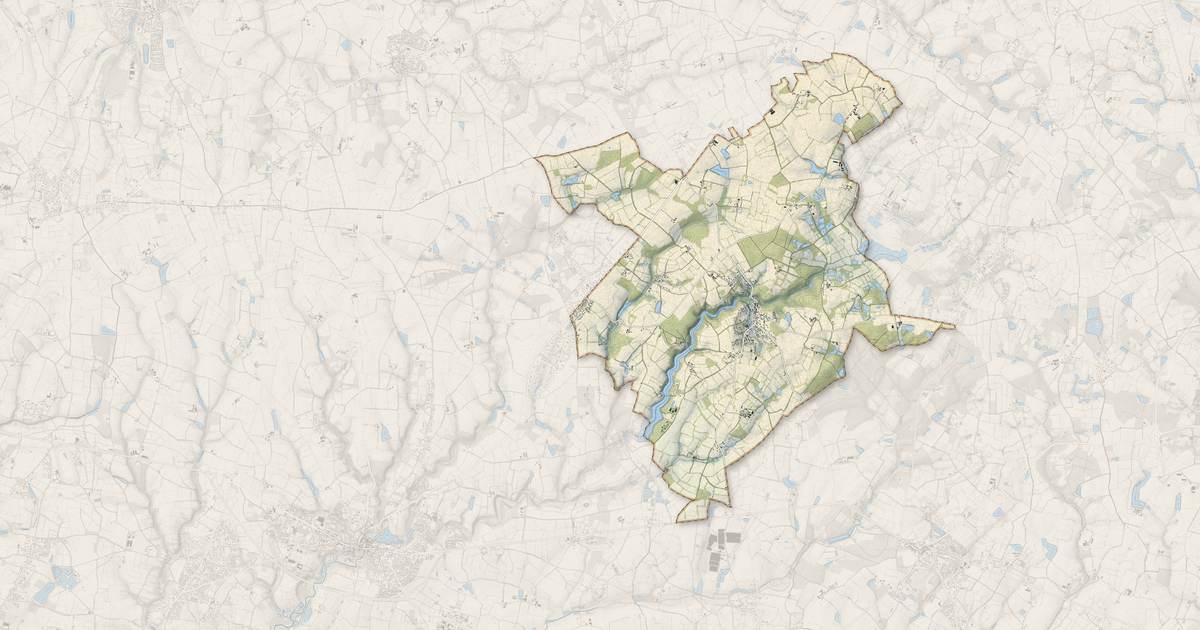 Portrait cartographique de Poiroux : relief, eau, forêts, bâti et voies, calculés à partir des données de l'IGN