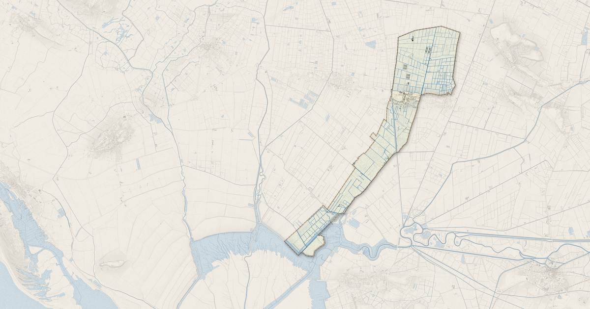 Portrait cartographique de Puyravault : relief, eau, forêts, bâti et voies, calculés à partir des données de l'IGN