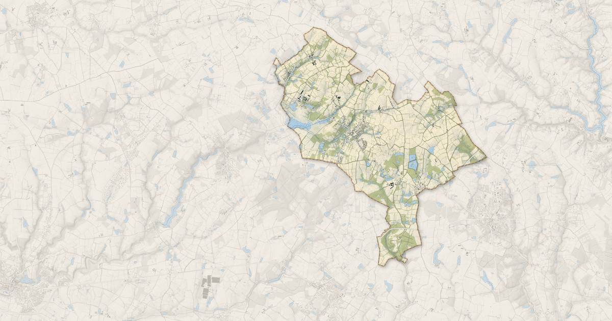 Portrait cartographique de Saint-Avaugourd-des-Landes : relief, eau, forêts, bâti et voies, calculés à partir des données de l'IGN