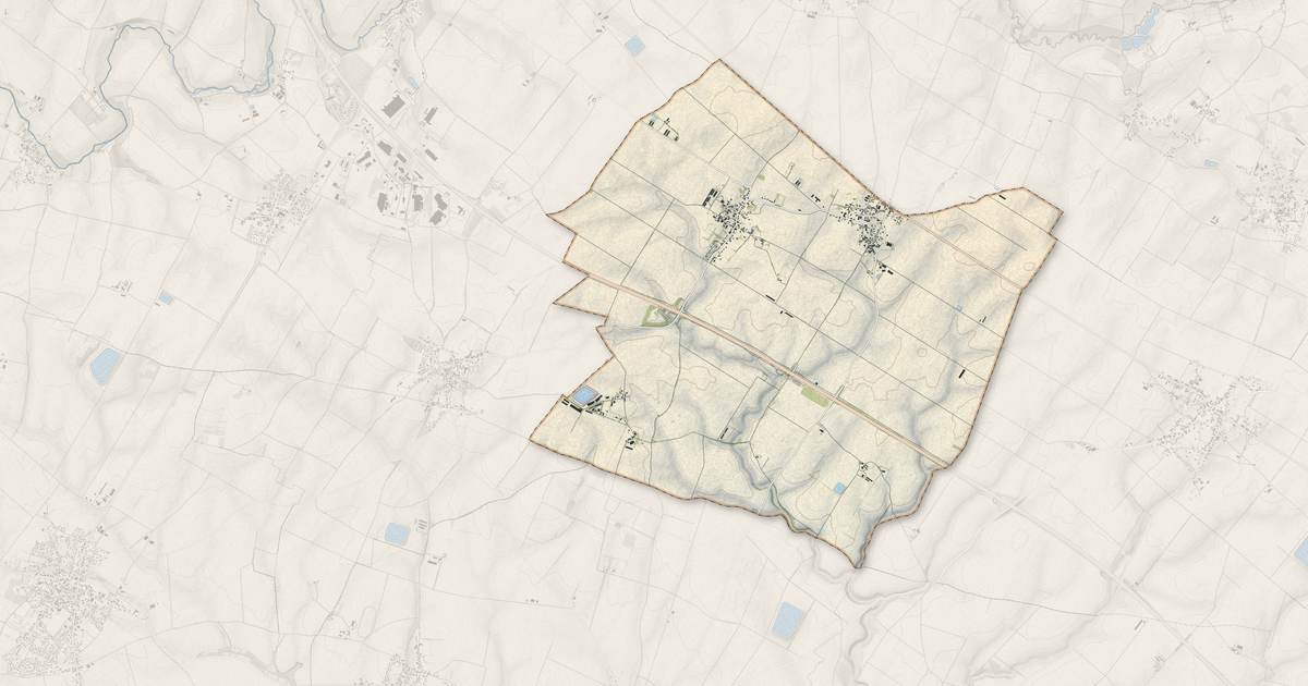 Portrait cartographique de Saint-Étienne-de-Brillouet : relief, eau, forêts, bâti et voies, calculés à partir des données de l'IGN