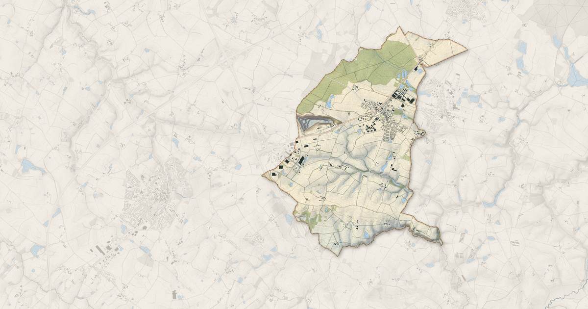 Portrait cartographique de Sainte-Florence : relief, eau, forêts, bâti et voies, calculés à partir des données de l'IGN