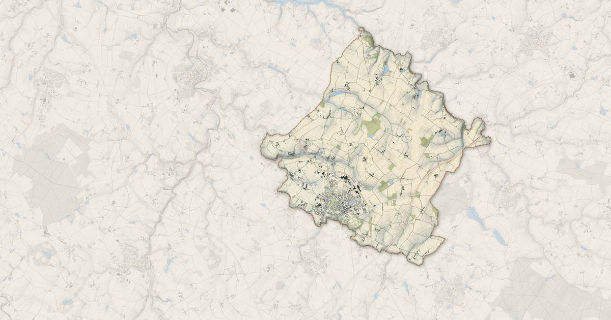 Portrait cartographique de Saint-Fulgent : relief, eau, forêts, bâti et voies, calculés à partir des données de l'IGN