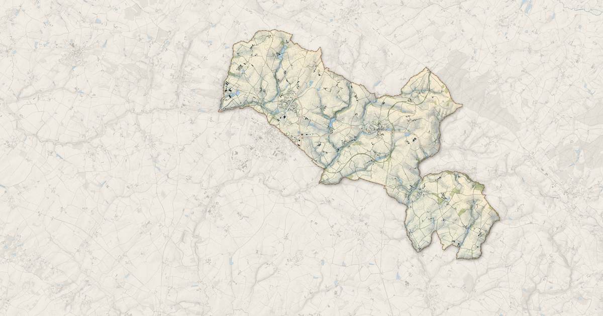 Portrait cartographique de Terval : relief, eau, forêts, bâti et voies, calculés à partir des données de l'IGN