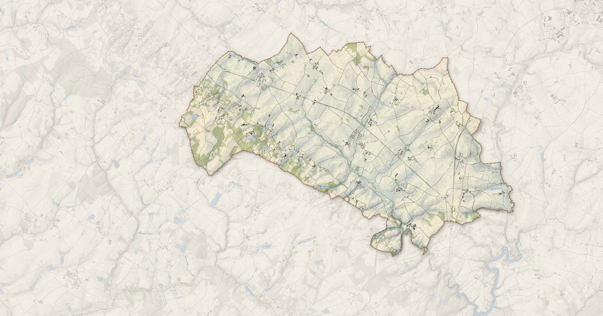 Portrait cartographique de Rives-du-Fougerais : relief, eau, forêts, bâti et voies, calculés à partir des données de l'IGN