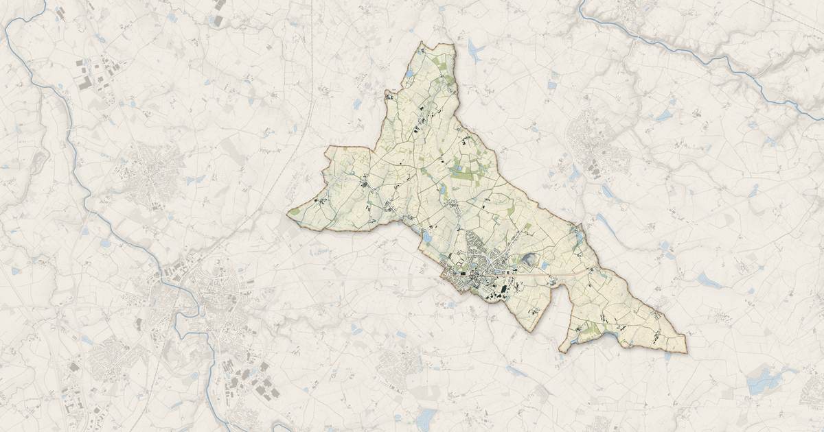 Portrait cartographique de Treize-Septiers : relief, eau, forêts, bâti et voies, calculés à partir des données de l'IGN