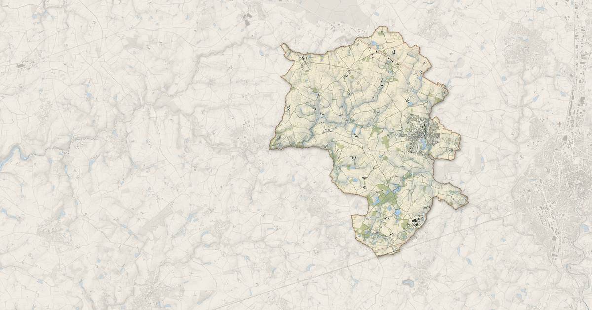 Portrait cartographique de Venansault : relief, eau, forêts, bâti et voies, calculés à partir des données de l'IGN
