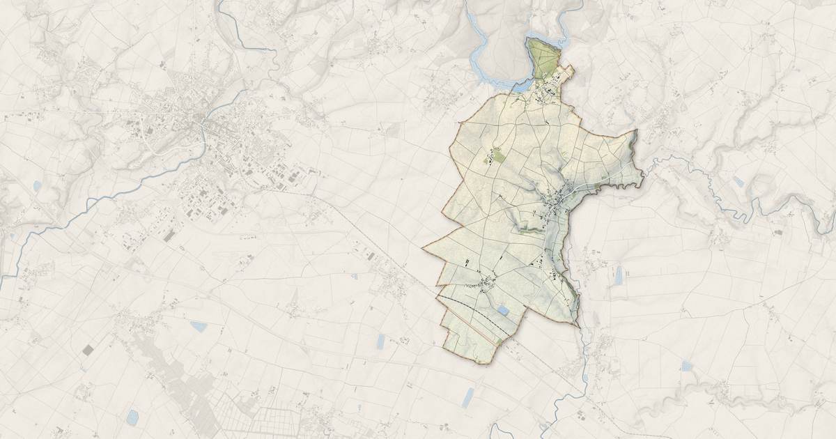 Portrait cartographique de Xanton-Chassenon : relief, eau, forêts, bâti et voies, calculés à partir des données de l'IGN