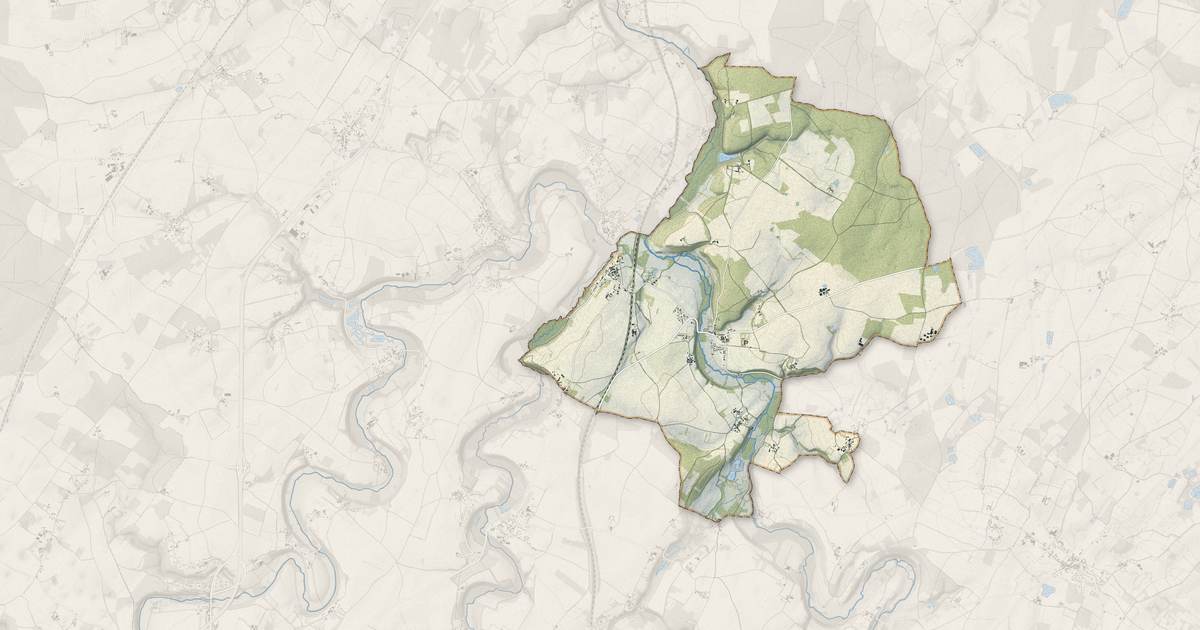 Portrait cartographique de Anché : relief, eau, forêts, bâti et voies, calculés à partir des données de l'IGN