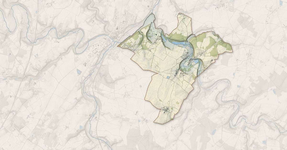 Portrait cartographique de Château-Larcher : relief, eau, forêts, bâti et voies, calculés à partir des données de l'IGN