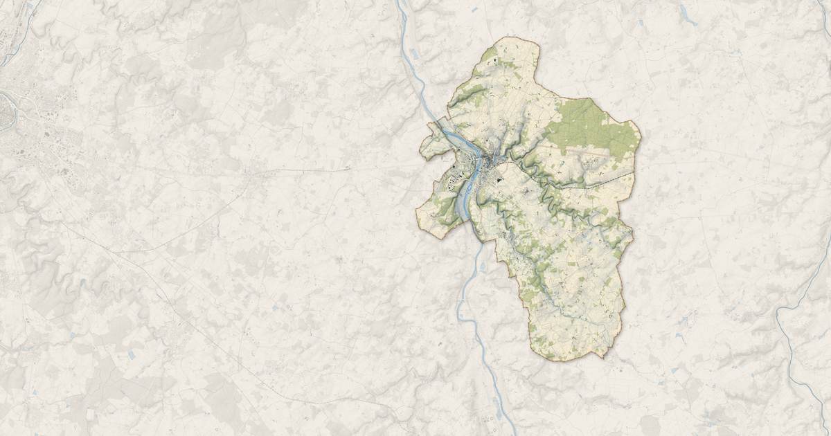 Portrait cartographique de Chauvigny : relief, eau, forêts, bâti et voies, calculés à partir des données de l'IGN