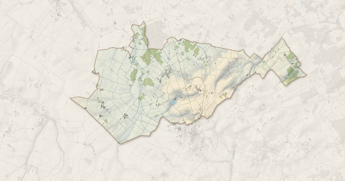 Portrait cartographique de Chouppes : relief, eau, forêts, bâti et voies, calculés à partir des données de l'IGN