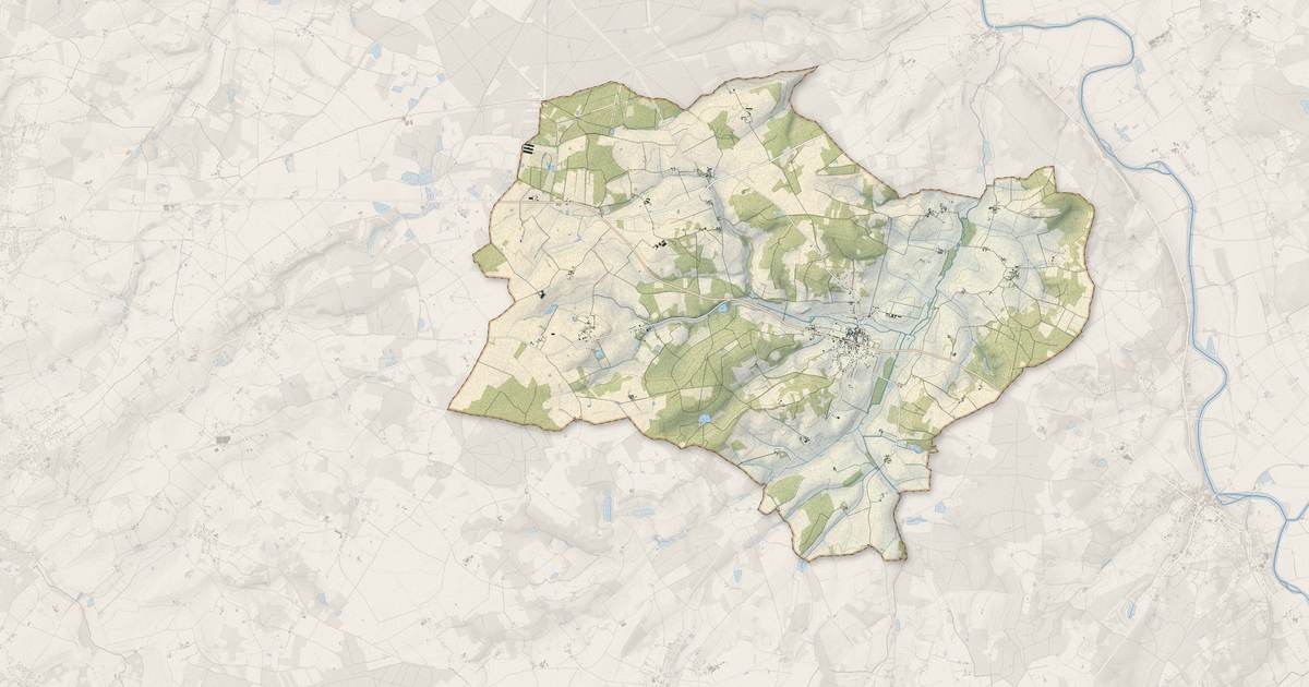 Portrait cartographique de Coussay-les-Bois : relief, eau, forêts, bâti et voies, calculés à partir des données de l'IGN
