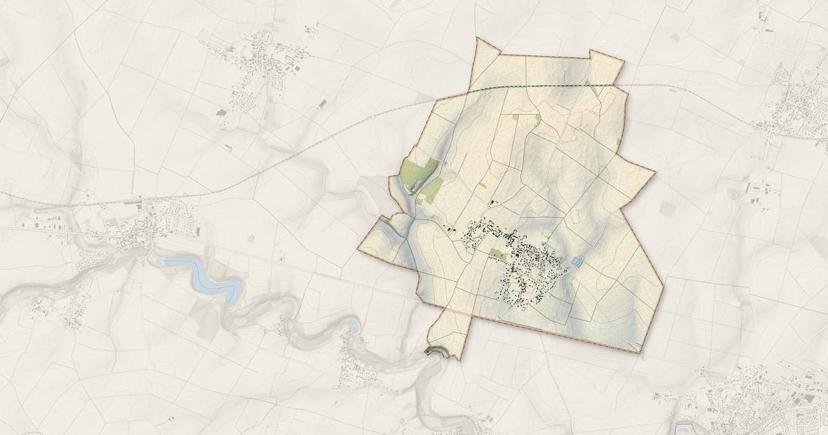 Portrait cartographique de Frozes : relief, eau, forêts, bâti et voies, calculés à partir des données de l'IGN
